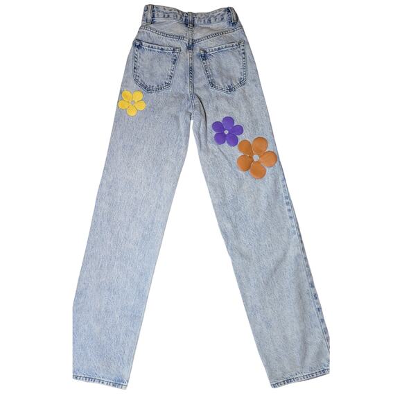 Pacsun Denim 90's Boyfriend Flower Power Jeans Size 22. Pre-Owned. - Picture 2 of 8